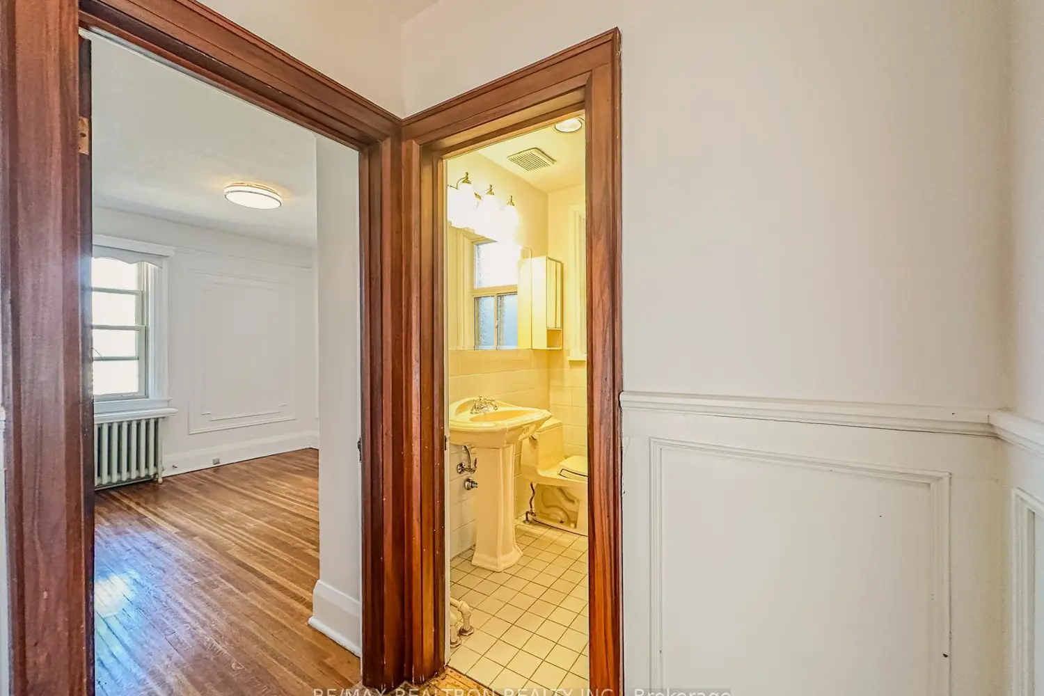 Additional image 12 of 372 St Germain Avenue