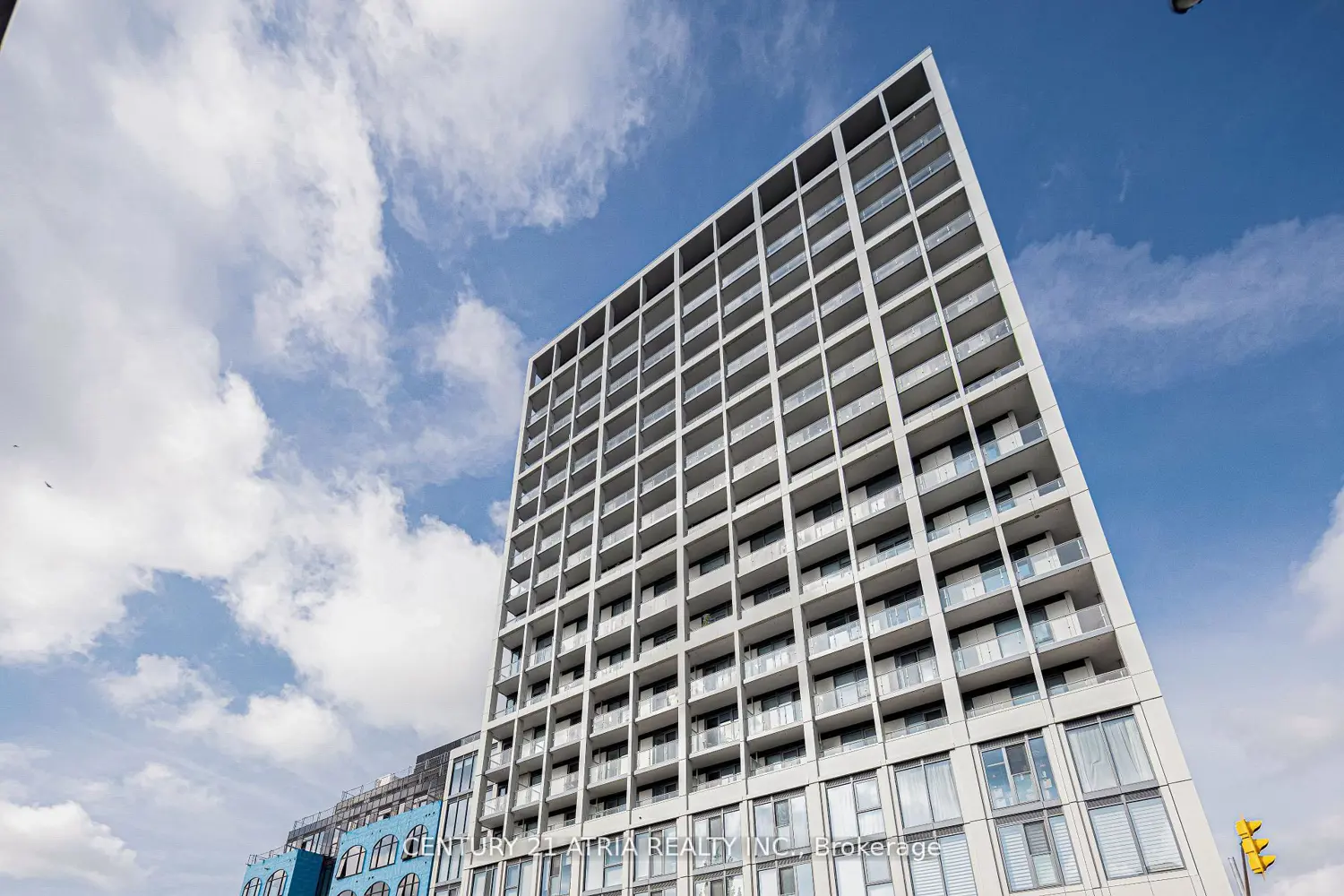 Additional image 20 of 2020 Bathurst Street 1810
