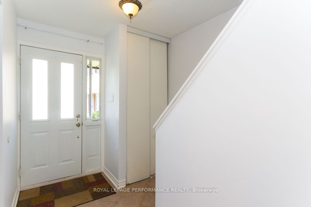 Additional image 2 of 3194 Stockton Drive, Ottawa, ON, K1T 1S1