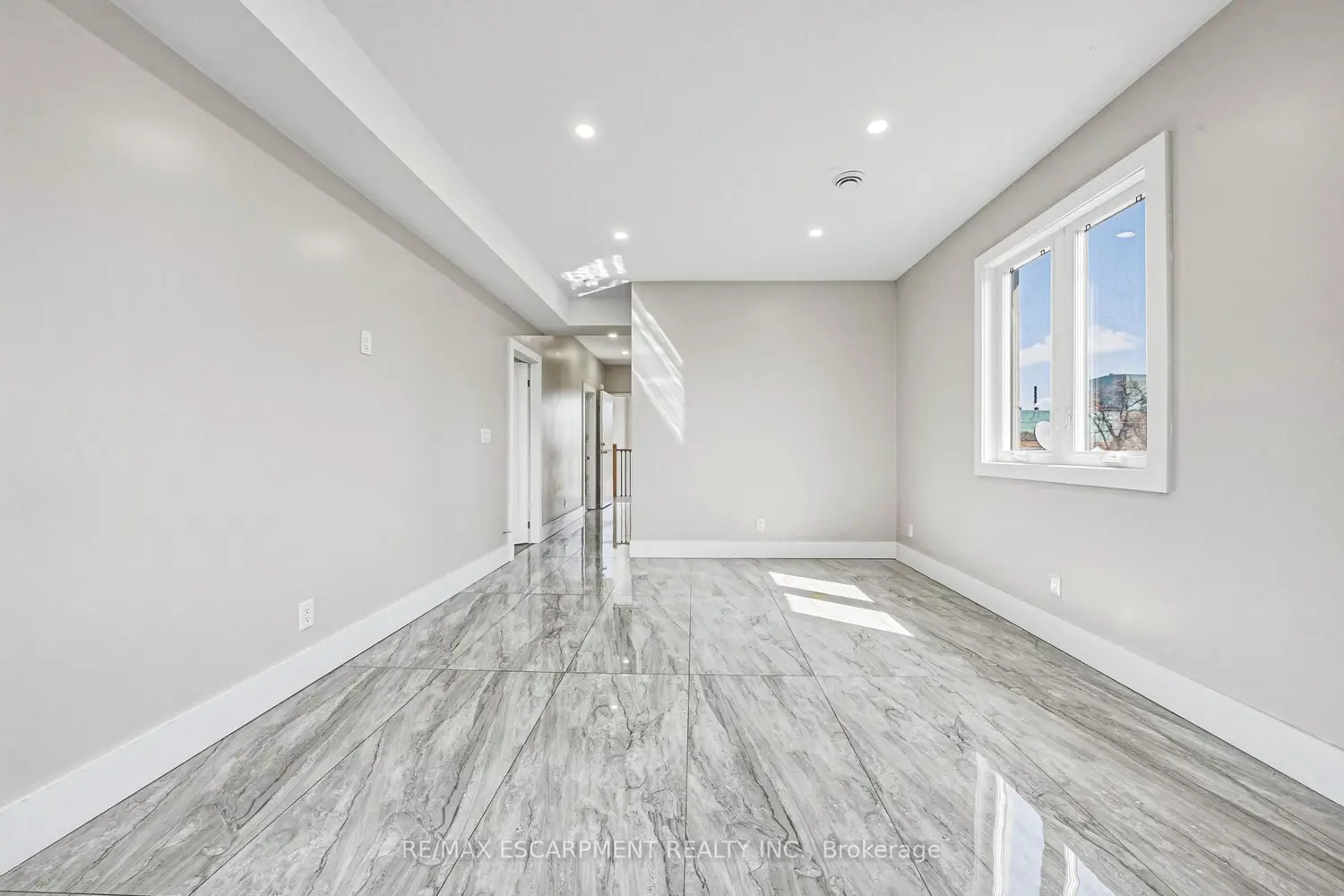 Additional image 9 of 68 Vansitmart Avenue