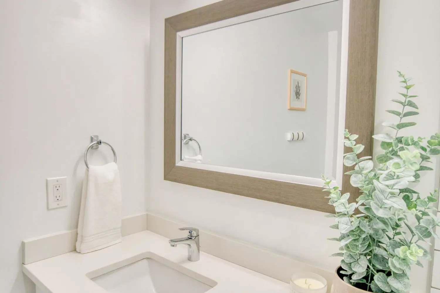 Additional image 14 of 515 Gladstone Avenue 5