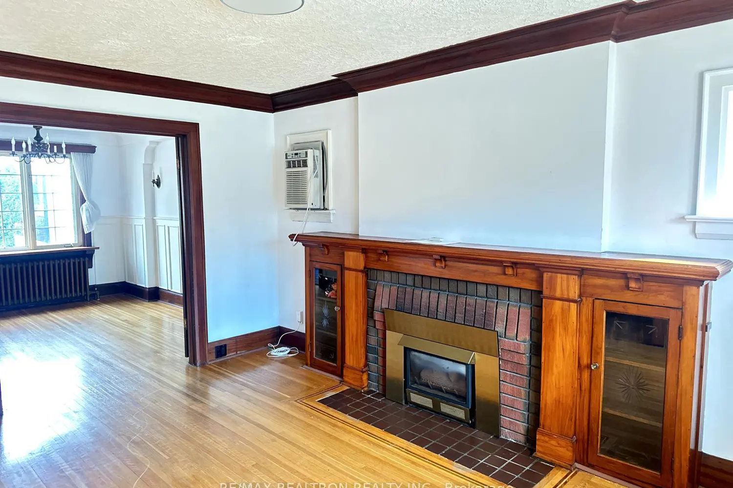 Additional image 3 of 372 St Germain Avenue