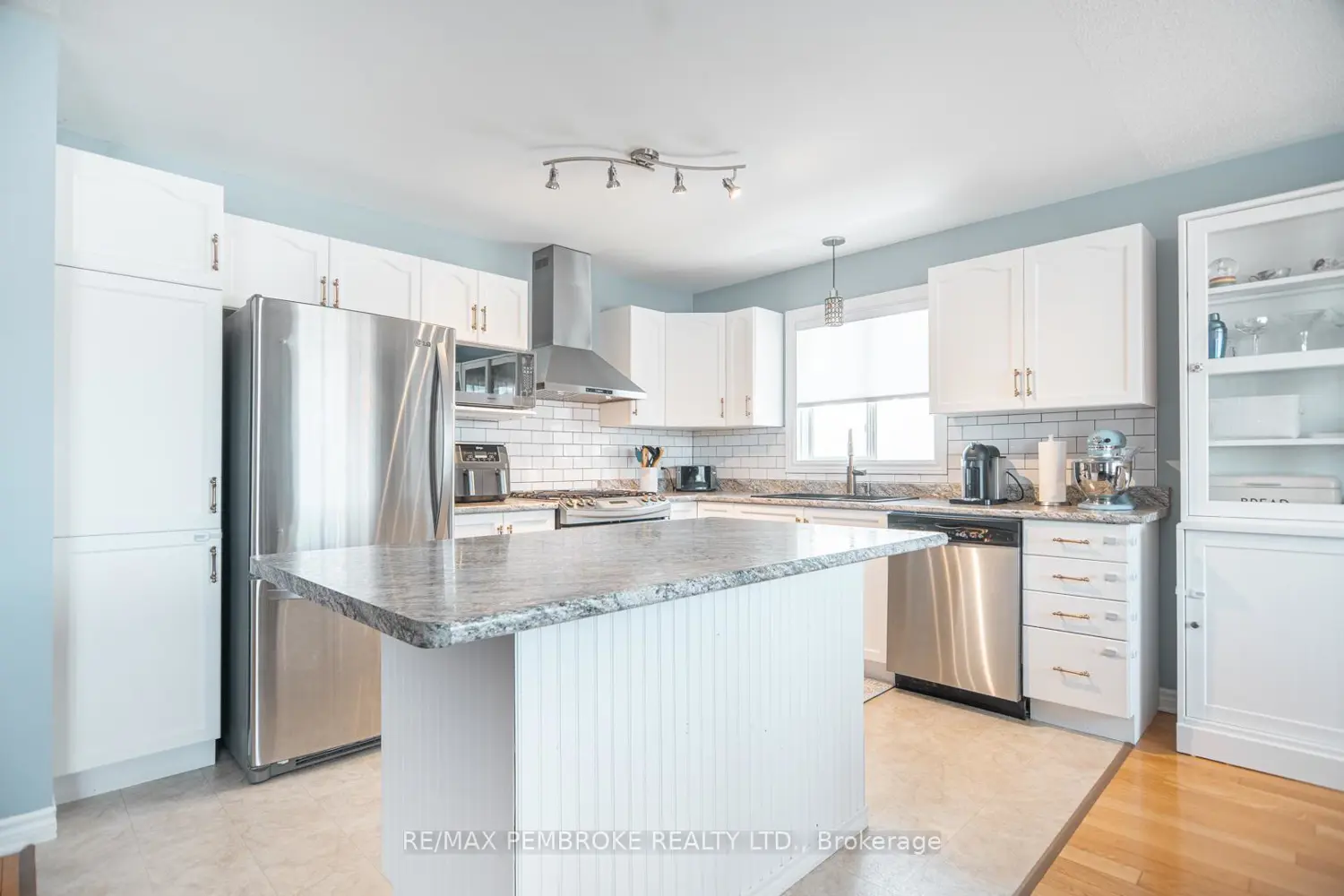 Additional image 7 of 50 Spruce Street