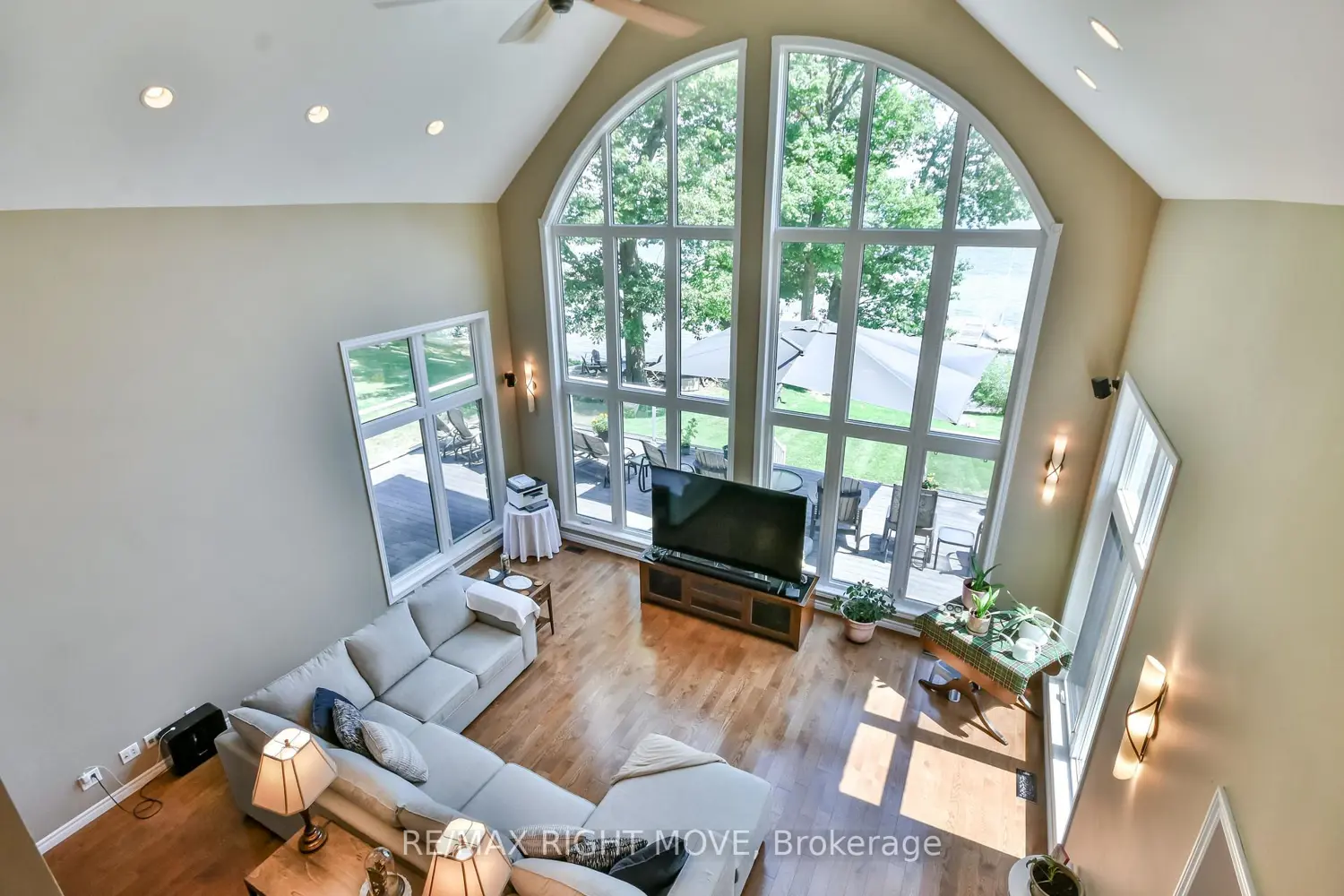 1756 Bay Park Road photo 4