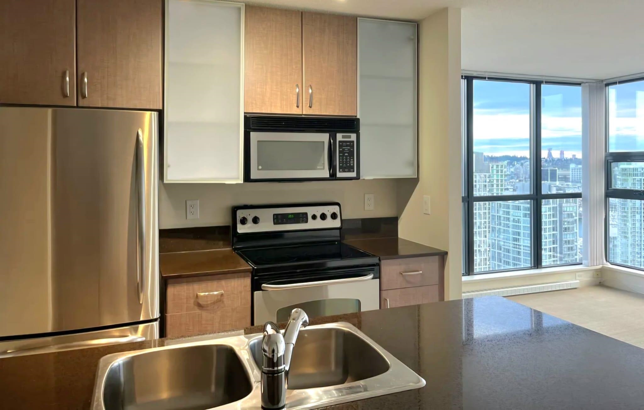Additional image 3 of 3303-909 Mainland Street, Vancouver, BC, V6B 1S3