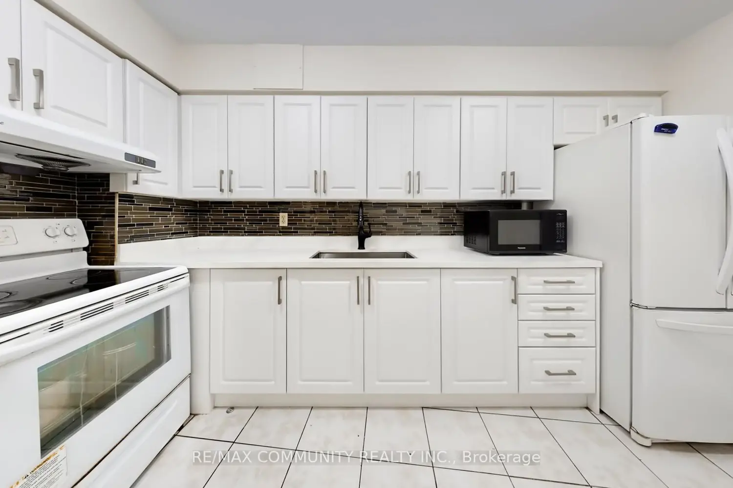 Additional image 7 of 2050 Bridletowne Circle #1509
