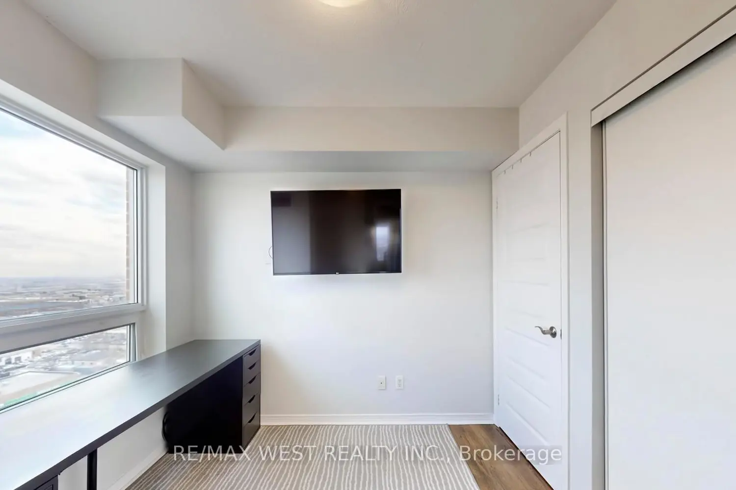 Additional image 9 of 215 Queen Street 2108