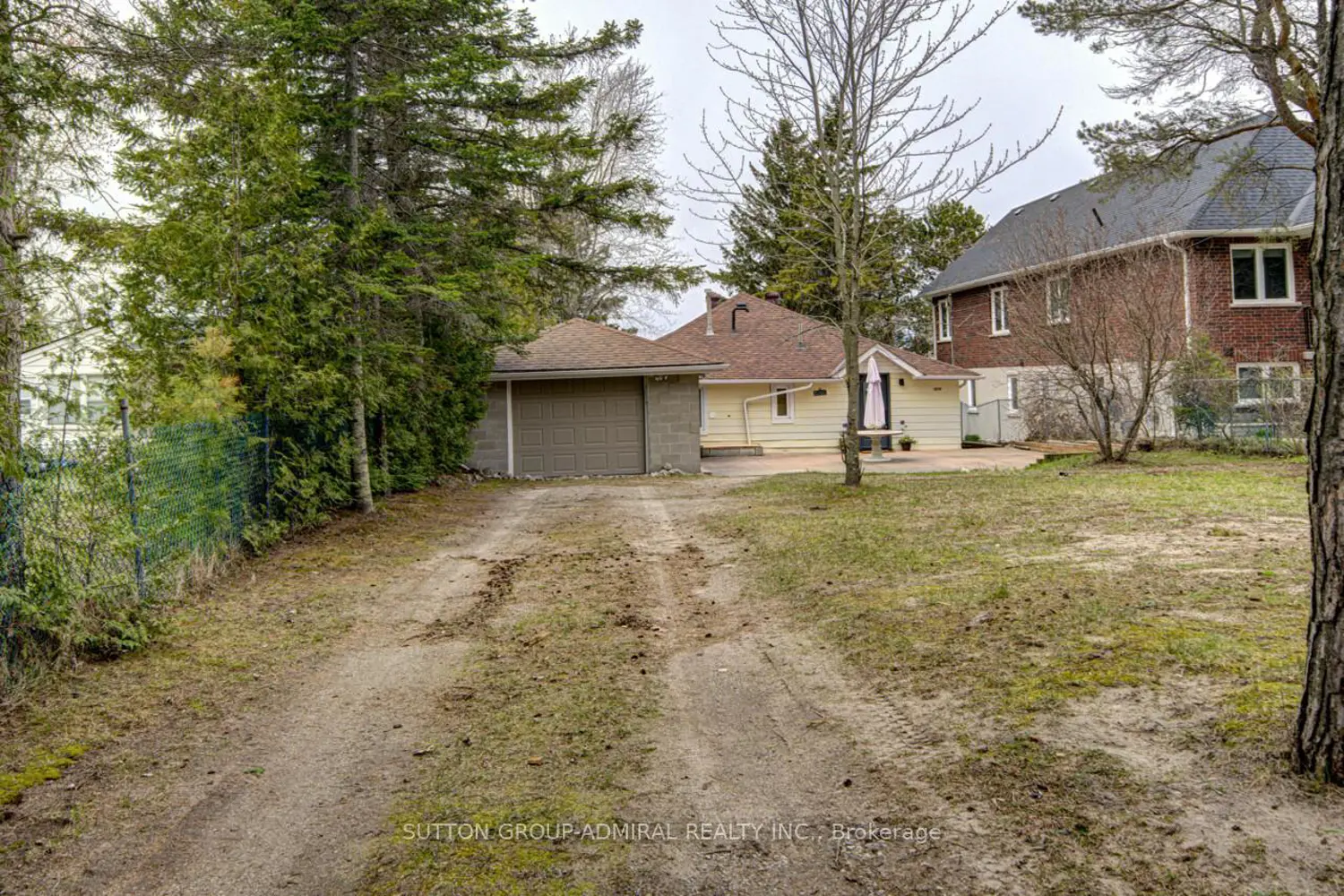 Additional image 2 of 1074 River Road