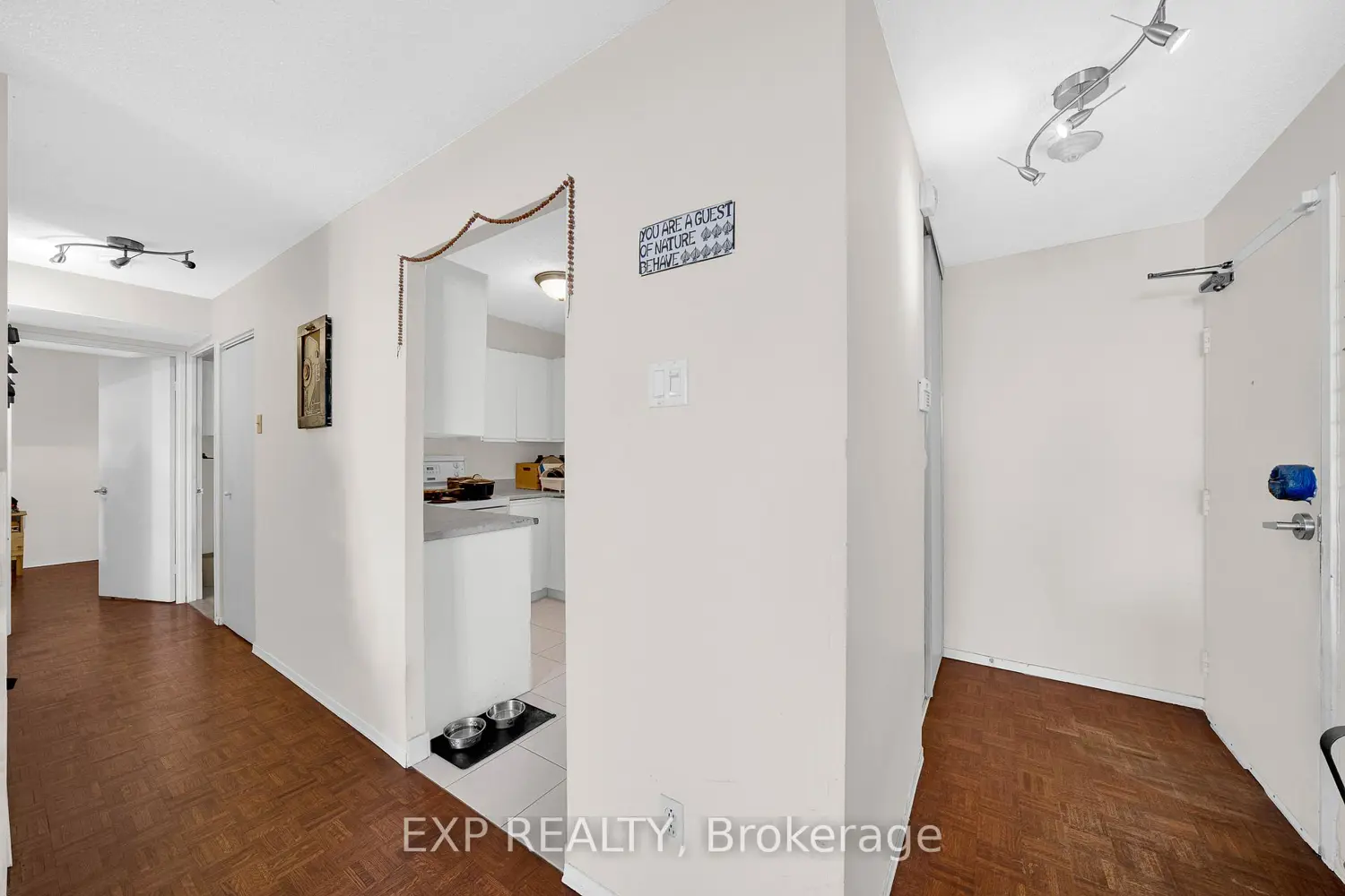 Additional image 4 of 475 Laurier Avenue 1002