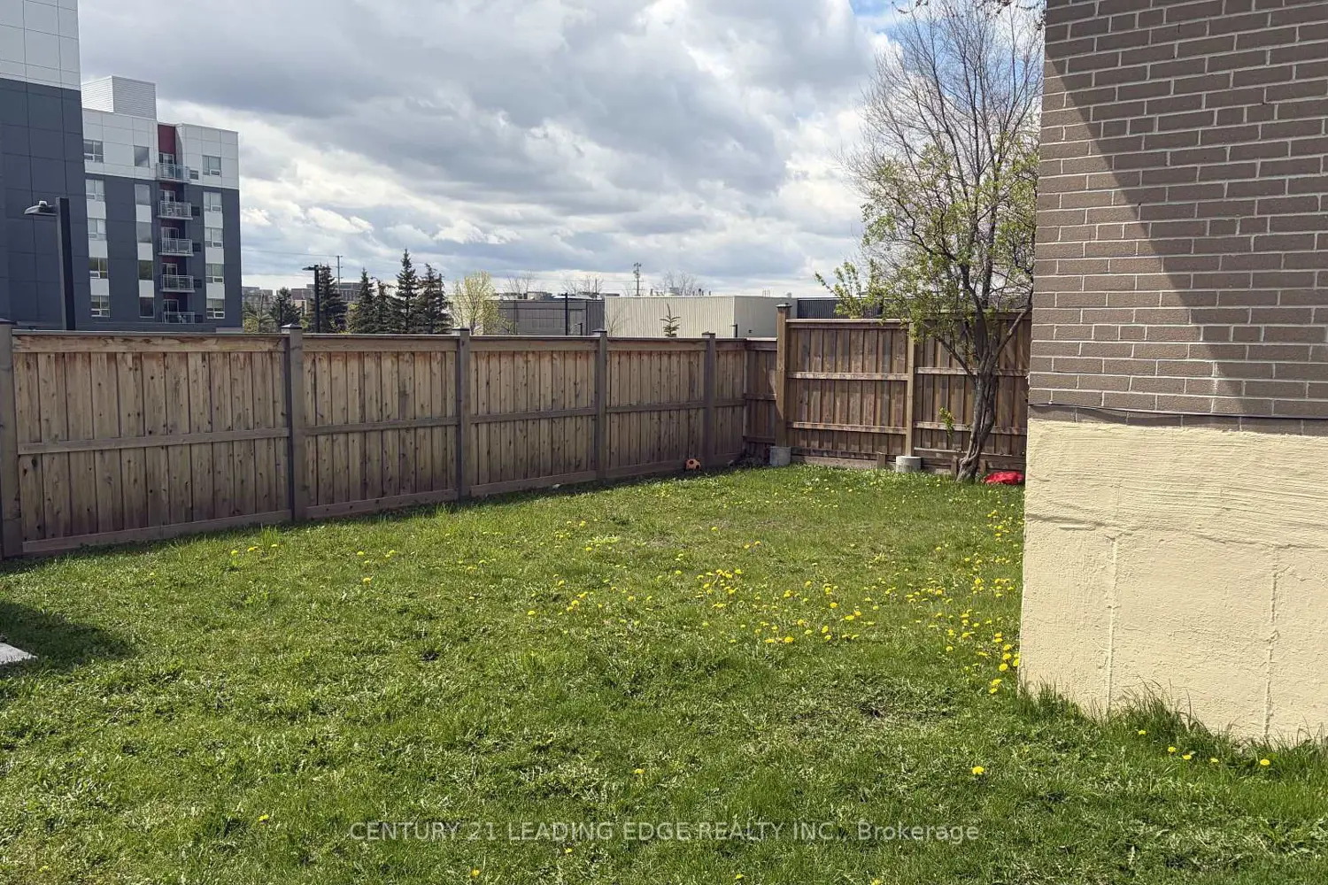 608 Rupert Avenue photo 5