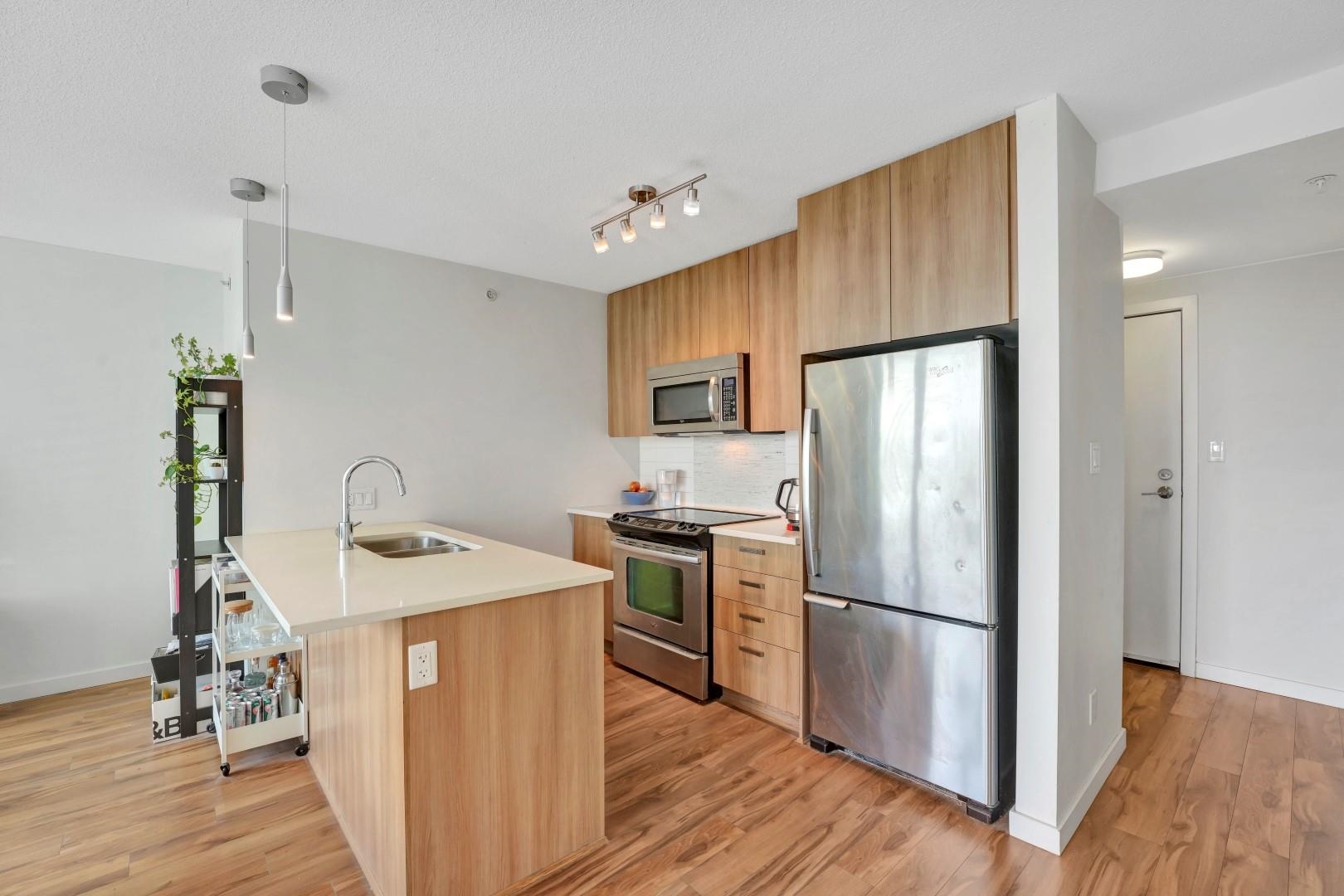 Additional image 3 of 1808-13325 102a Avenue, Surrey, BC, V3T 0J5