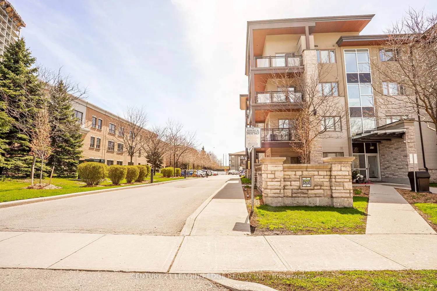 570 Lolita Gardens 421