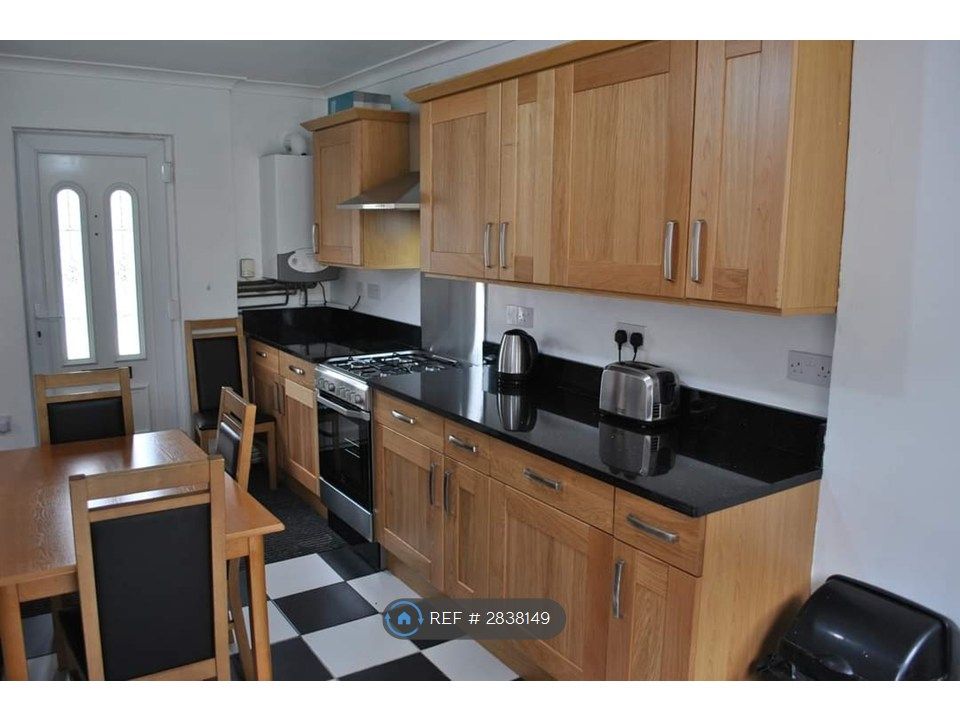 Additional image 9 of 4 bed terraced house to rentGlasney, Penryn TR10