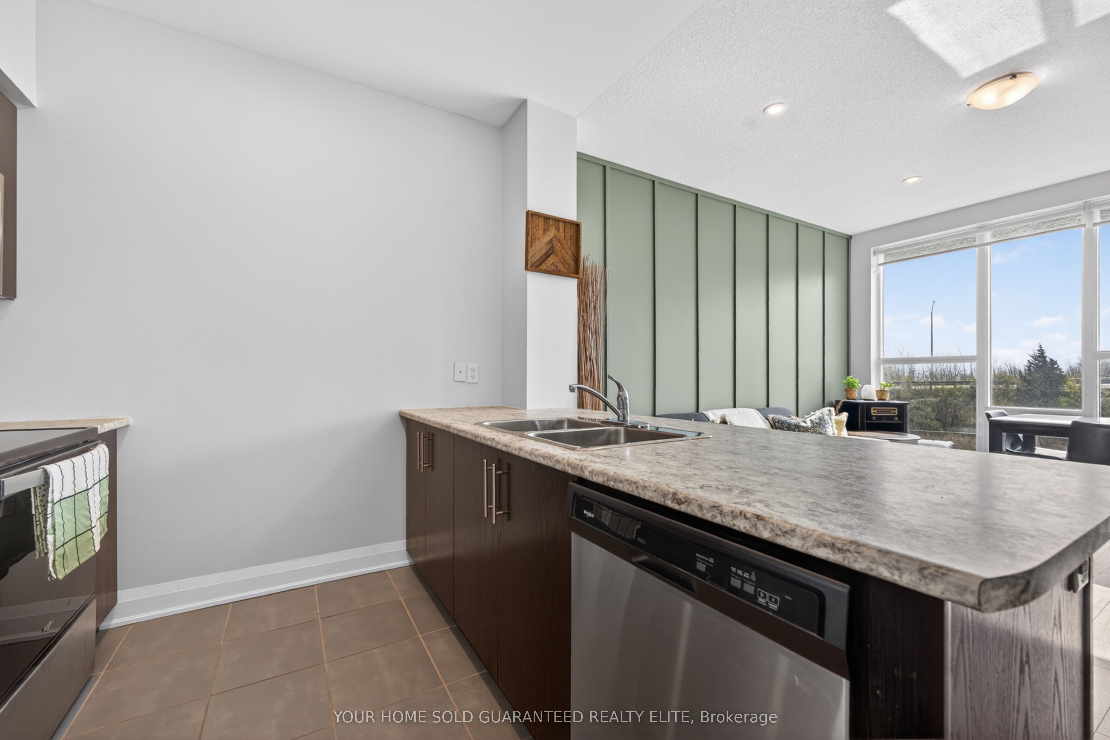Additional image 6 of 218-16 Concord Place, Grimsby, ON, L3M 0J1