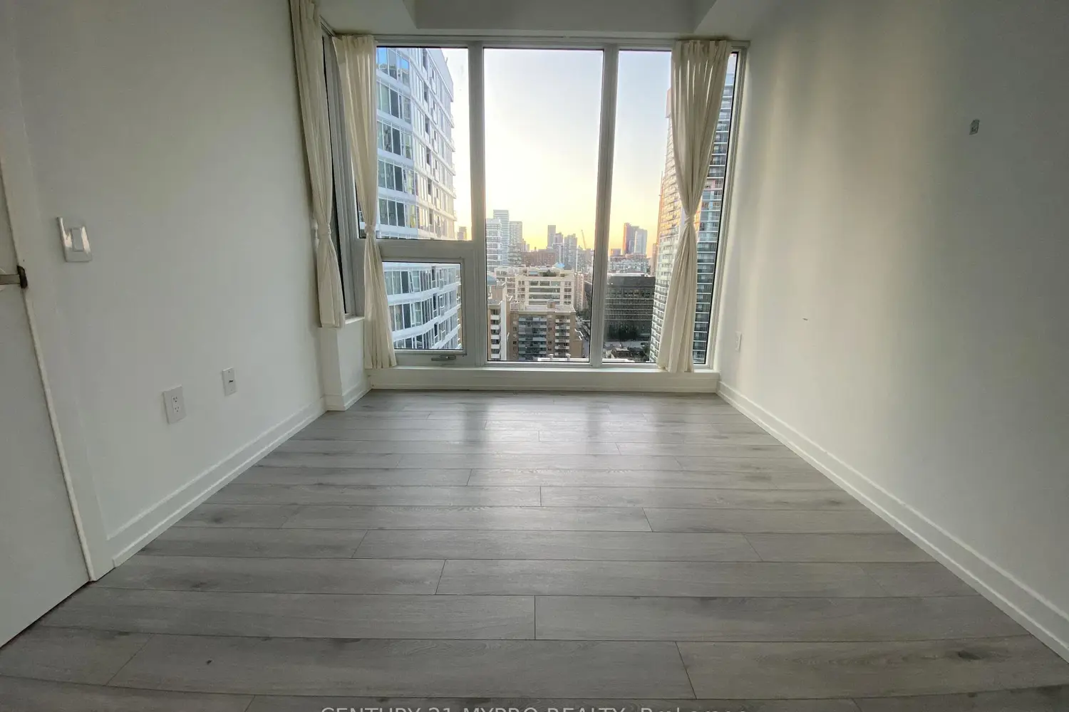 Additional image 6 of 77 Shuter Street 2313