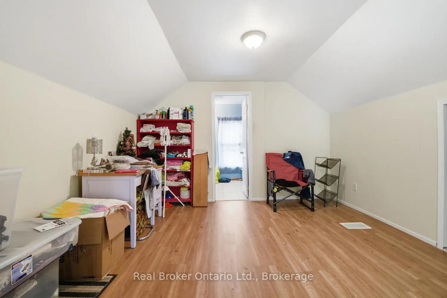 Additional image 10 of 307 Wallace Avenue