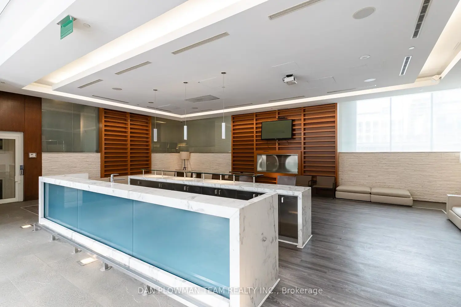 Additional image 16 of 8 Telegram Mews 1006