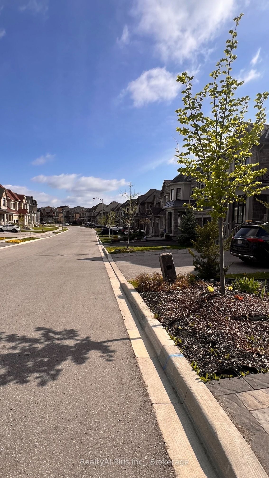 Additional image 3 of Main Floor&S-33 Hydrangea Hollow, East Gwillimbury, ON, L9N 0T3