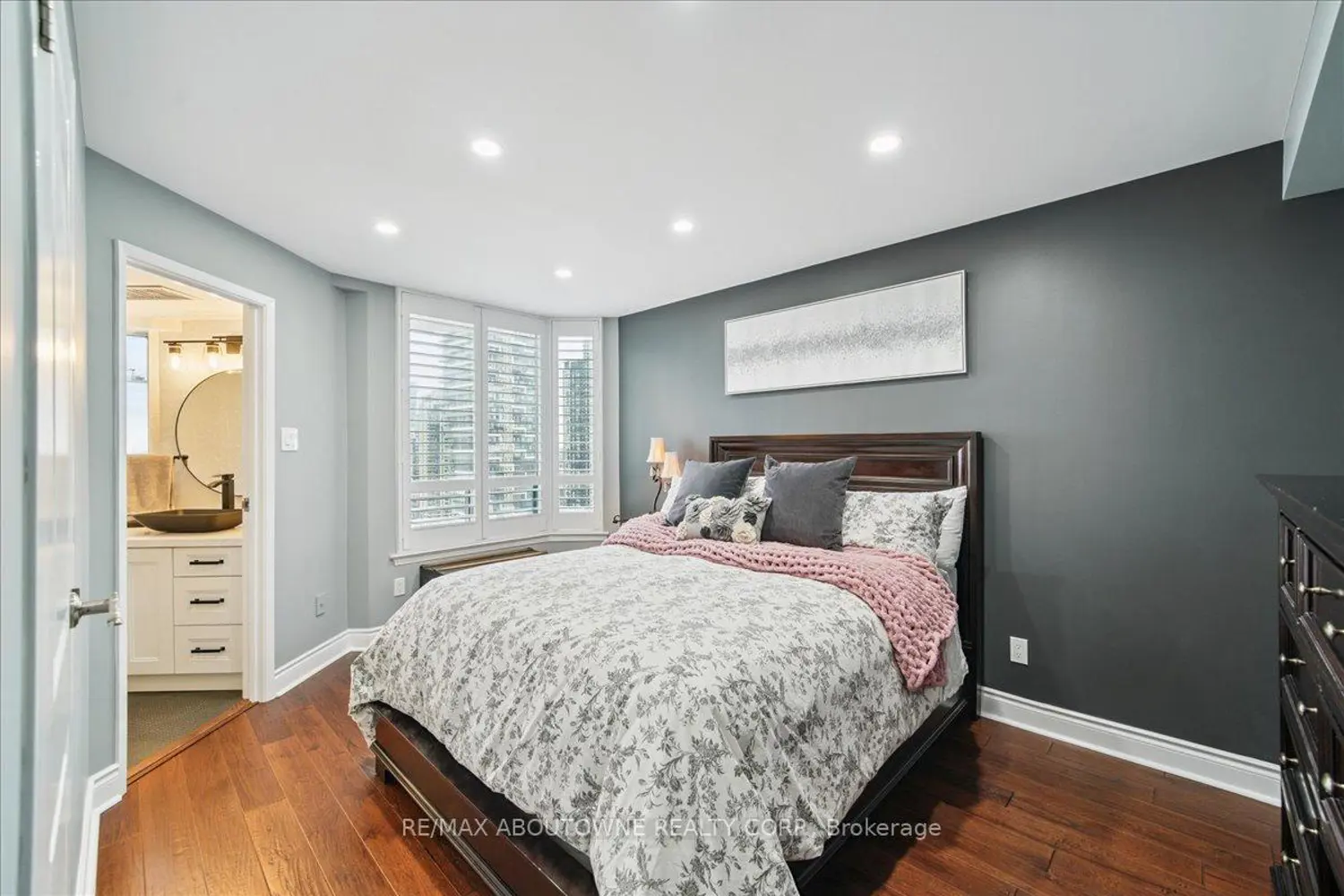 Additional image 12 of 550 Webb Drive 2603