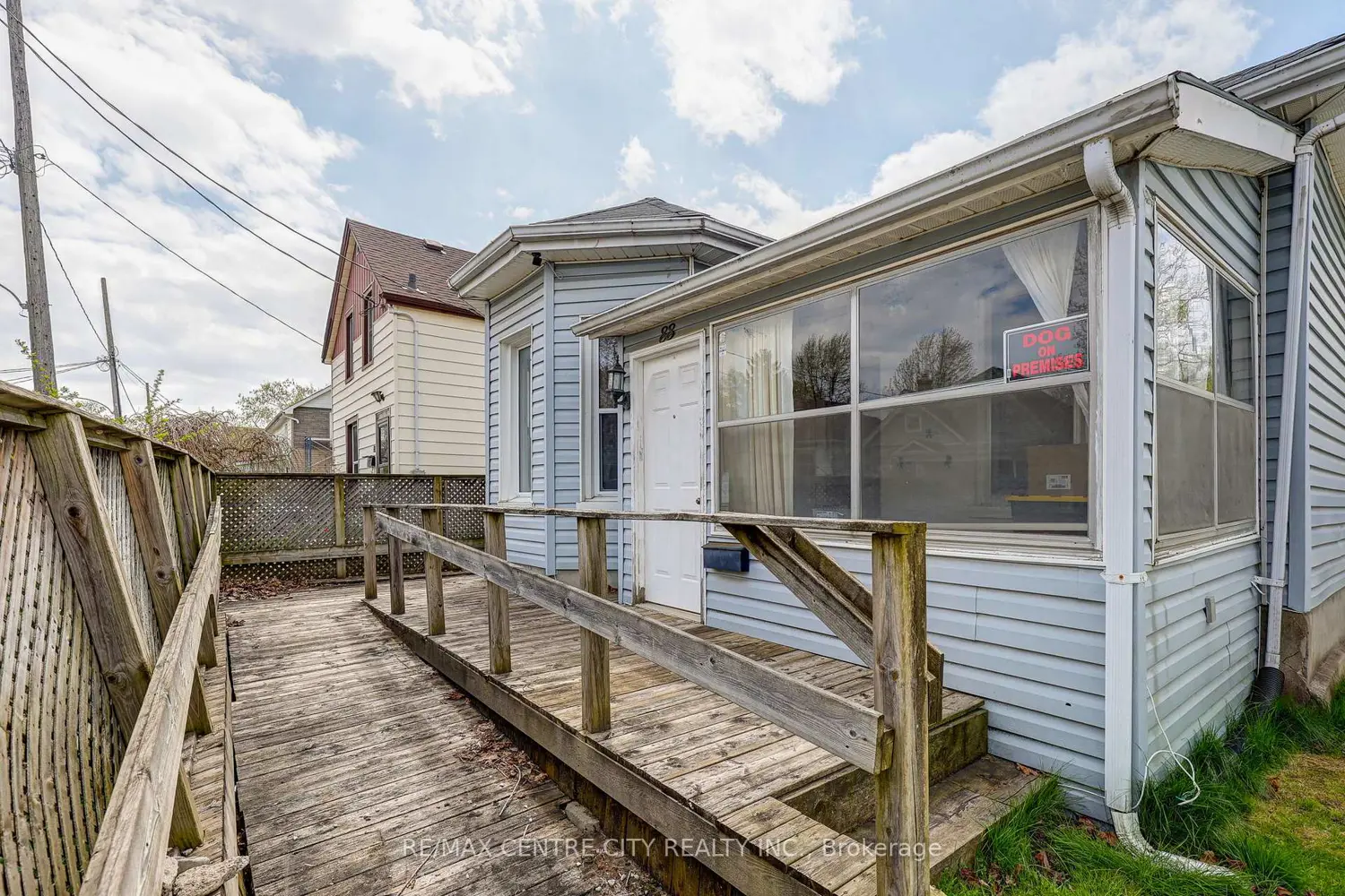88 Flora Street photo 2