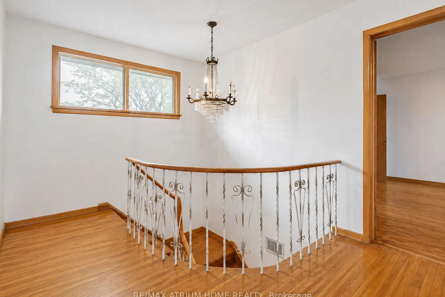 Additional image 4 of 522 Cummer Avenue