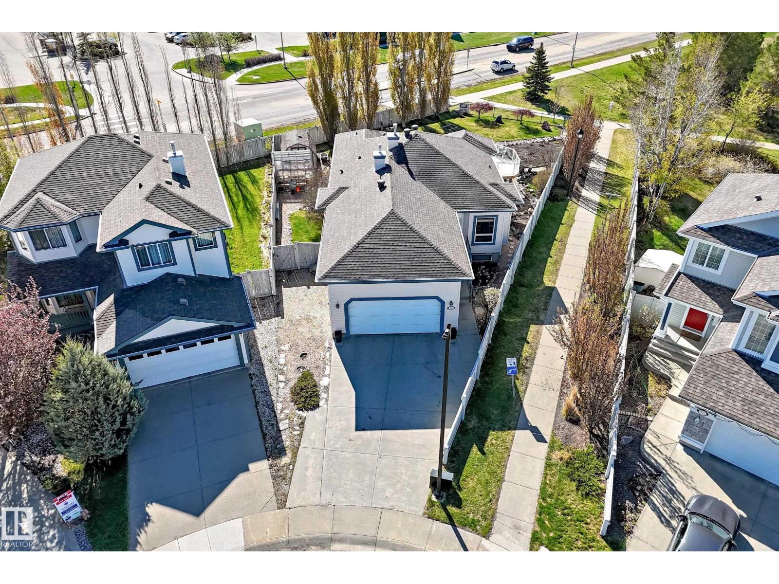 Additional image 3 of 576 Glenwright Crescent NW, Edmonton, AB, T5P4E6