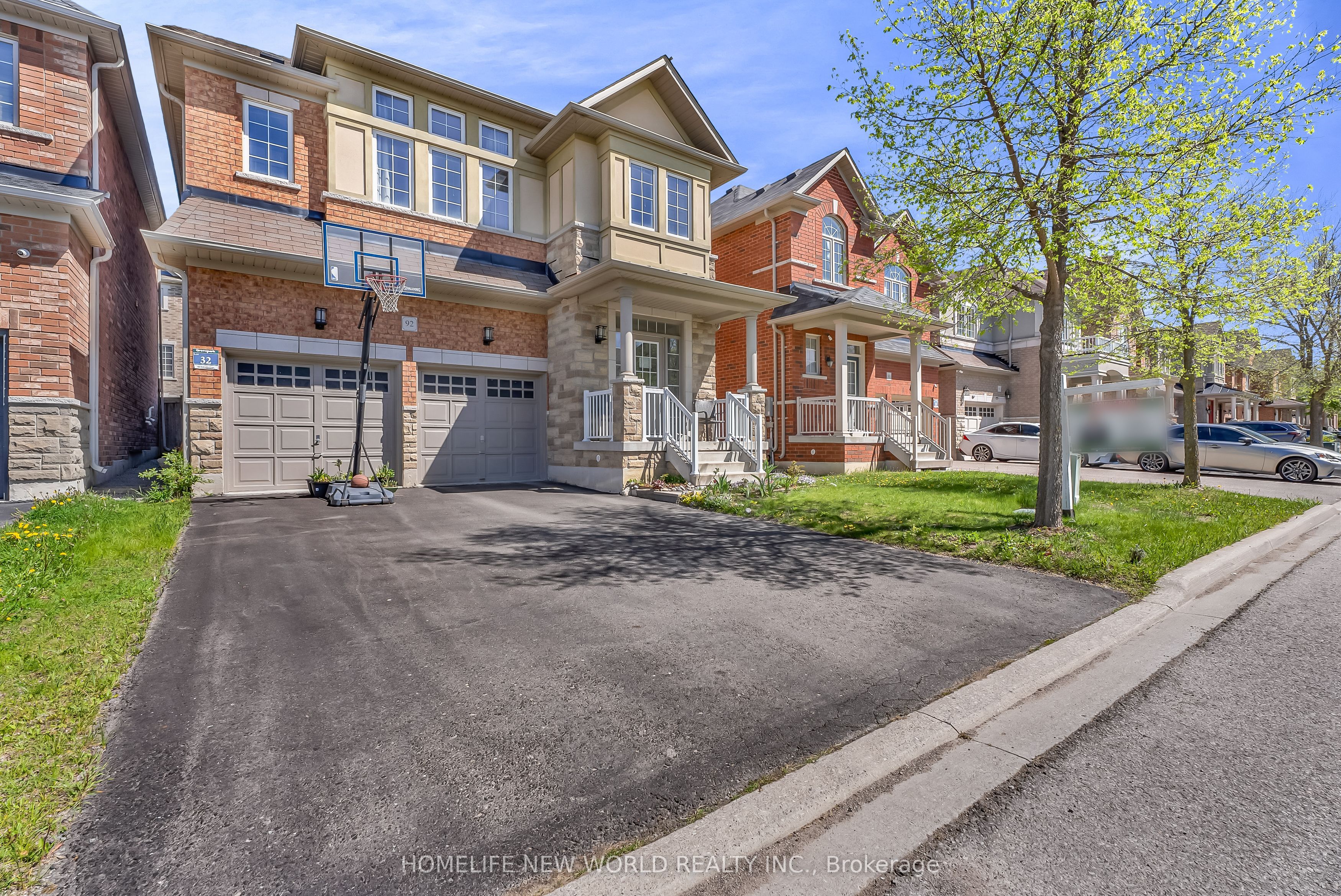 Additional image 3 of 92 Estrella Crescent S, Richmond Hill, ON, L4E 0S3