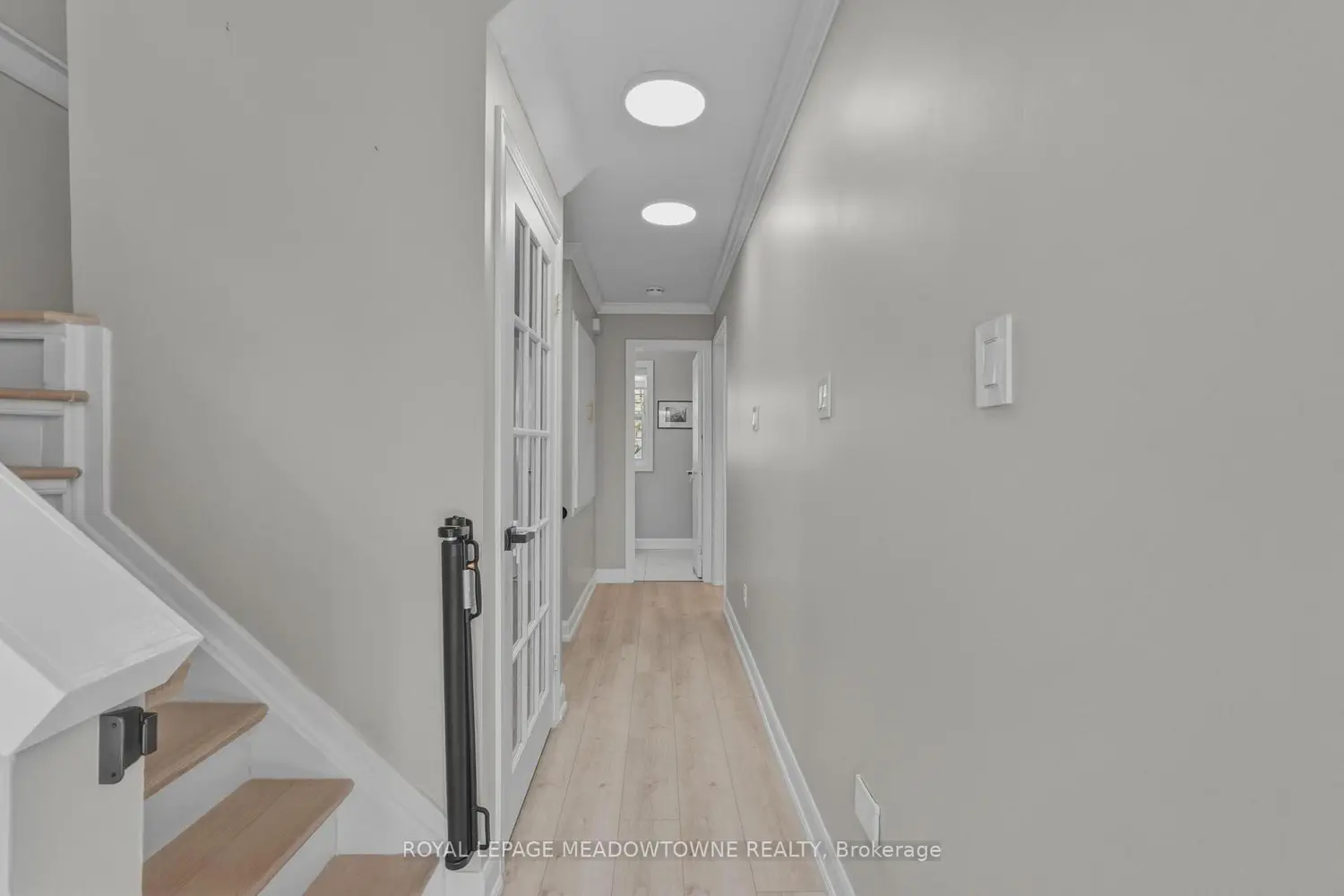 Additional image 13 of 2272 Mowat Avenue 37