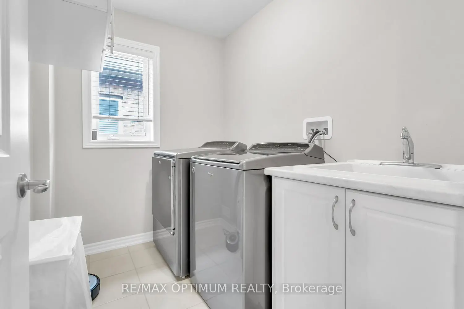 Additional image 14 of 450 Brisdale Drive