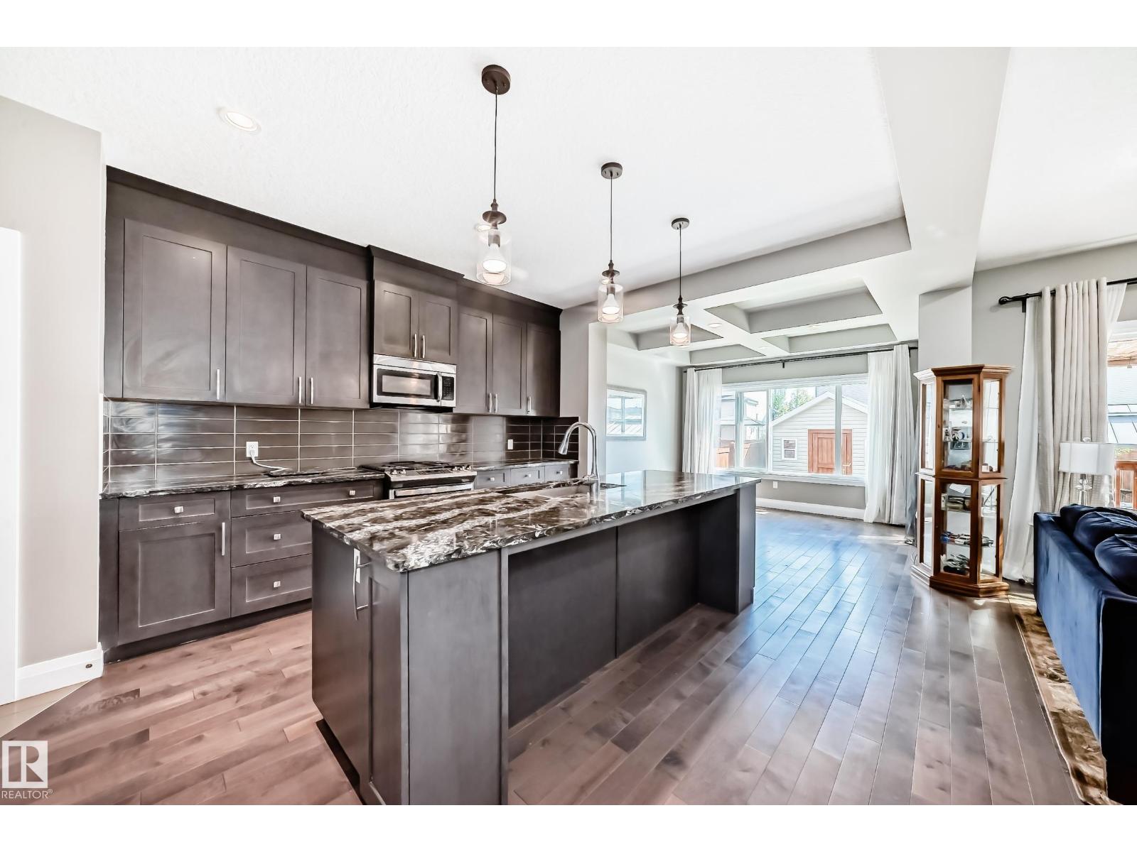 Additional image 3 of 4155 Charles Link SW, Edmonton, AB, T6W3H1