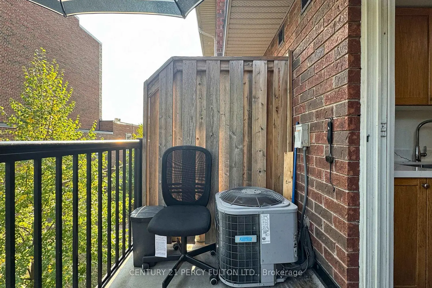 Additional image 18 of 45 Strangford Lane 308F