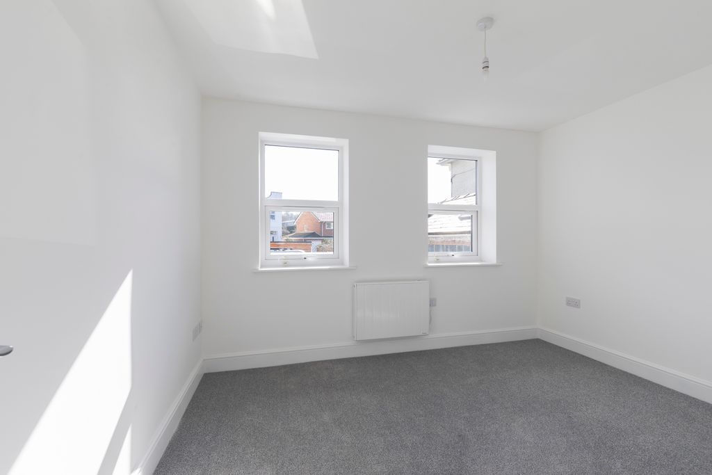 Additional image 5 of 2 bed flat to rentHales Road, Cheltenham GL52