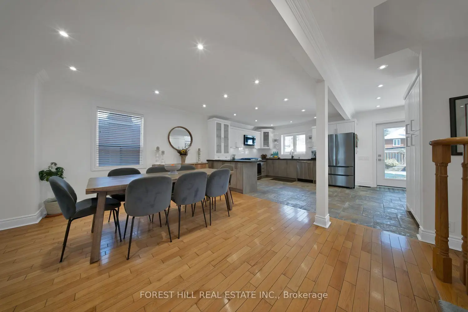 Additional image 4 of 34 Edge Park Avenue