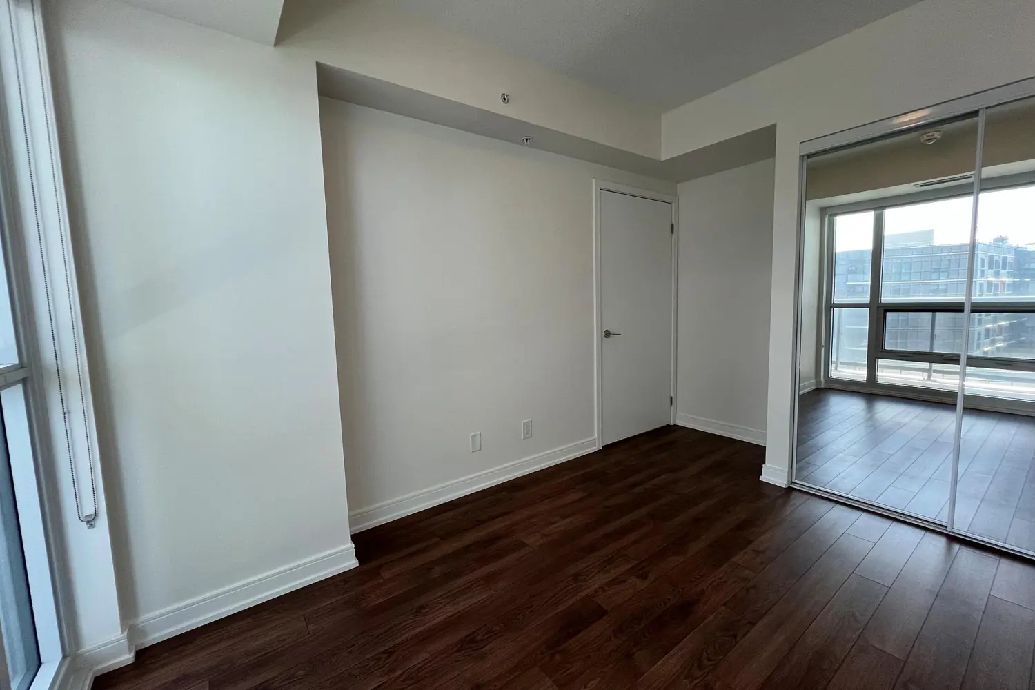 Additional image 6 of 30 Samuel Wood Way 711