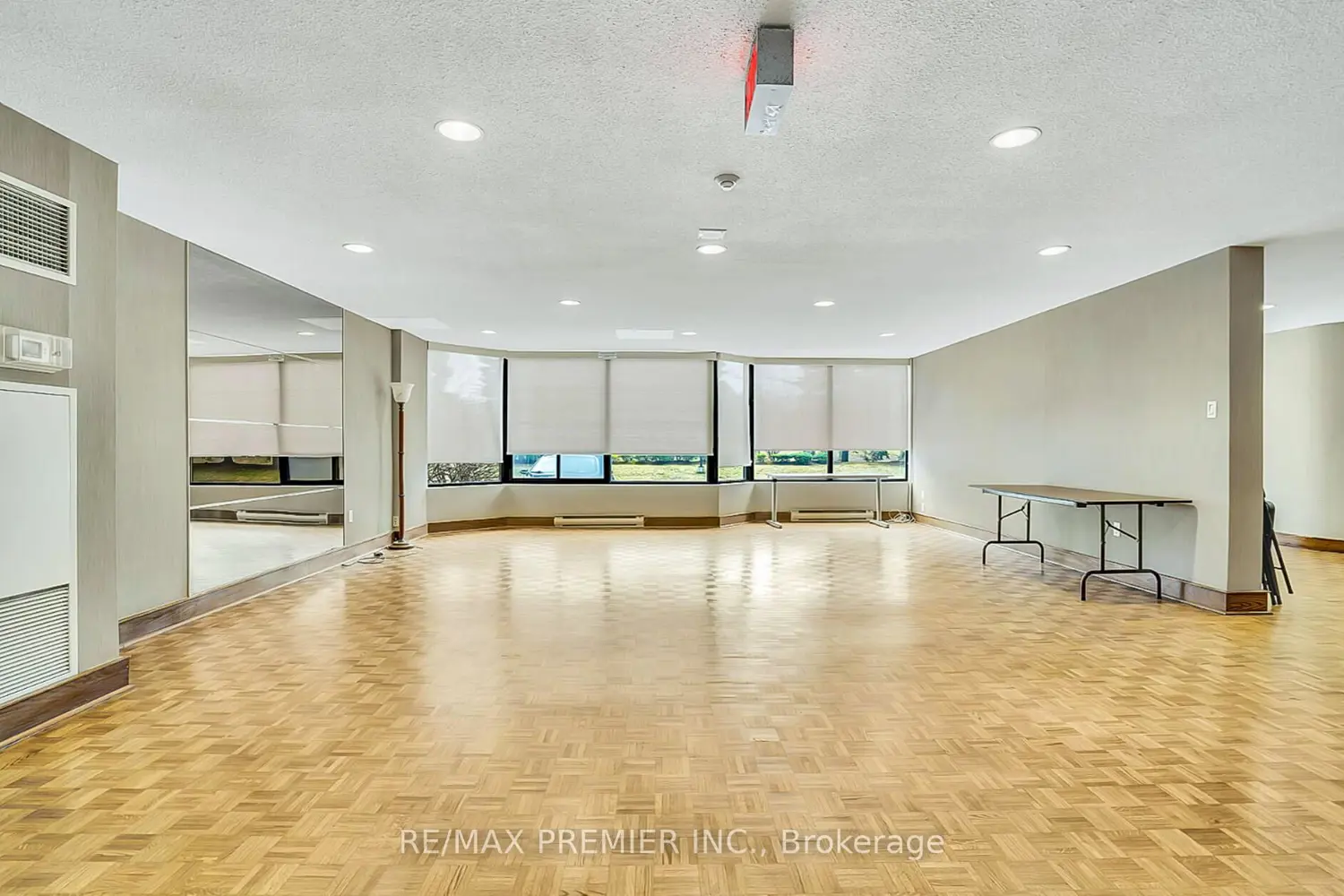 Additional image 15 of 7440 Bathurst Street 1614