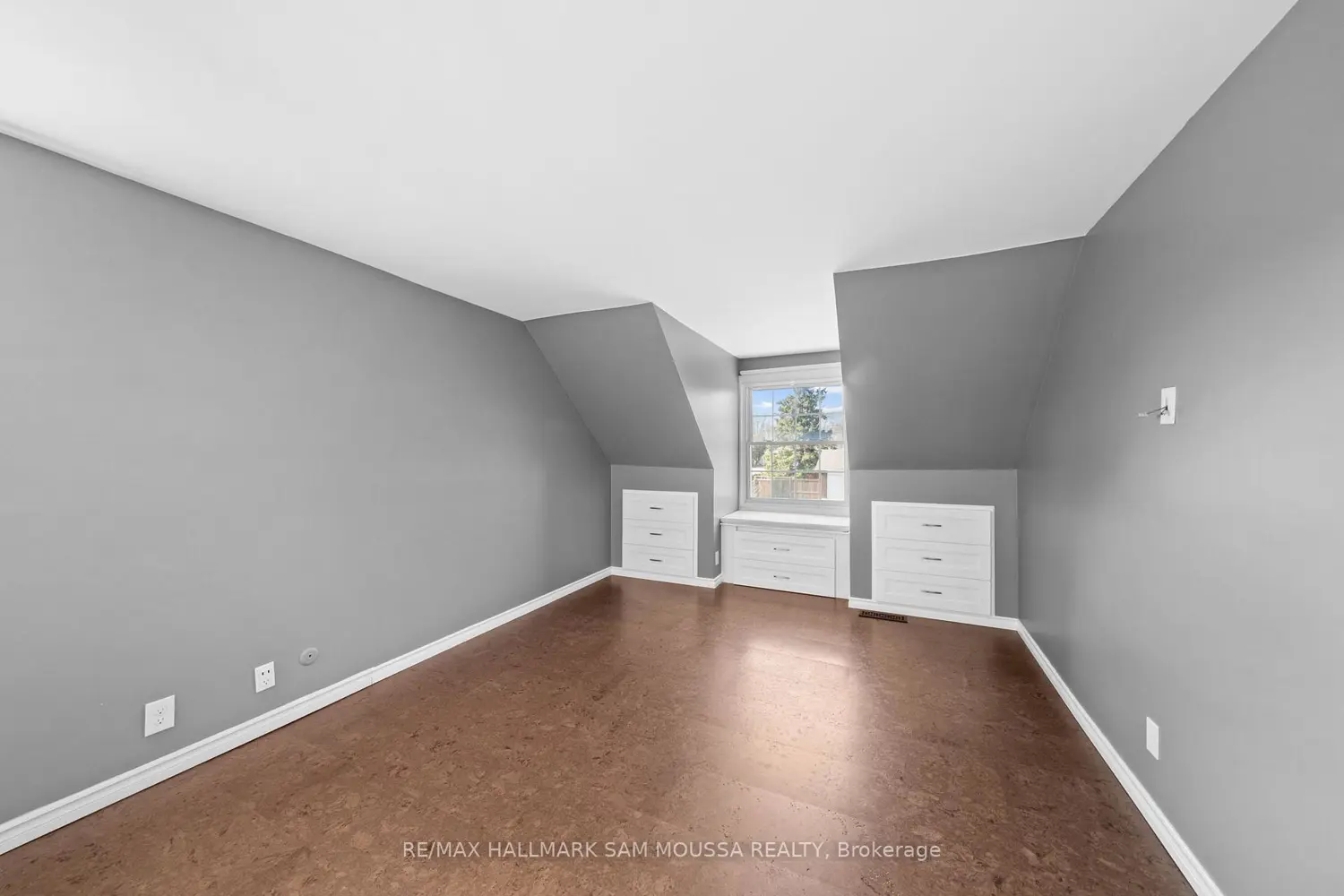 Additional image 8 of 2750 Consul Avenue