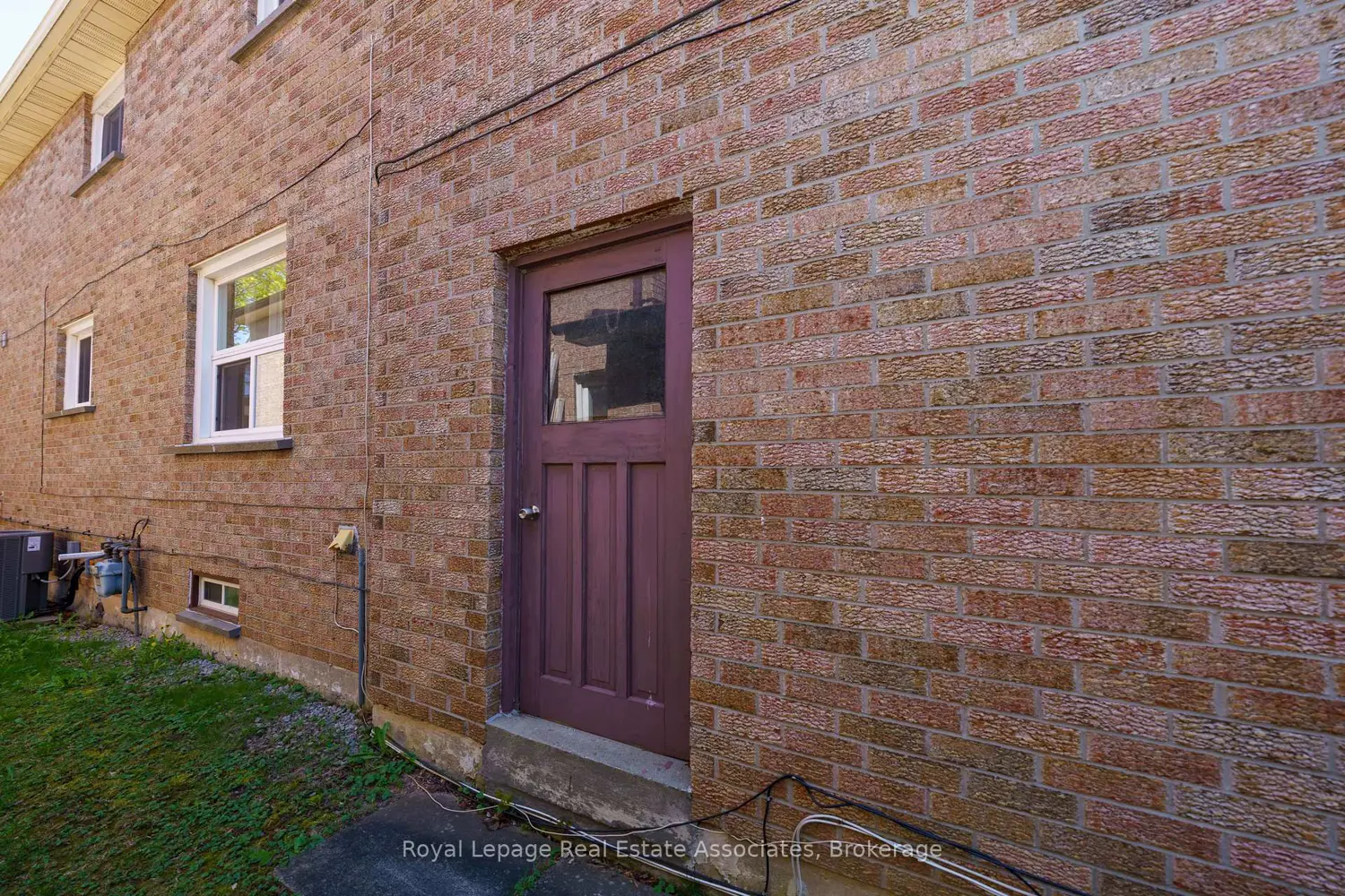Additional image 14 of 6763 Dolmage Court