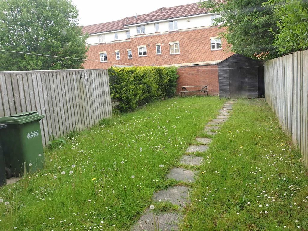 Additional image 7 of 2 bed property to rentTiverton Drive, Wilmslow, Cheshire SK9