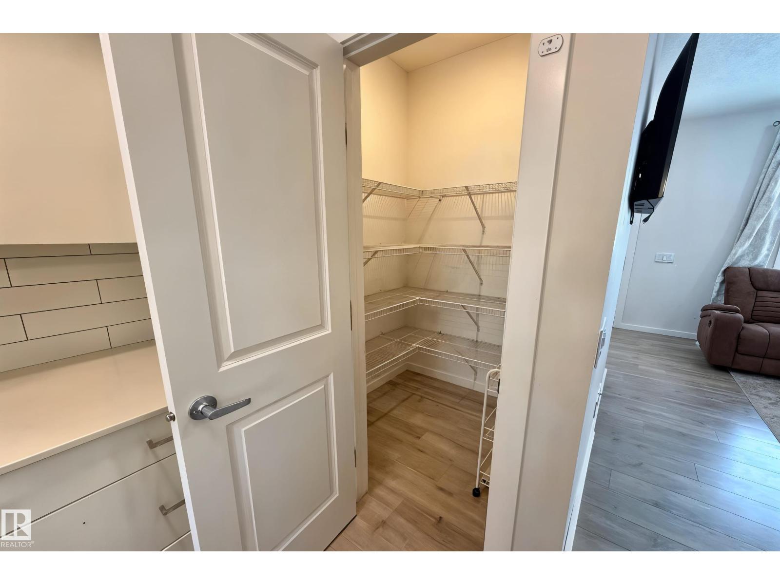 Additional image 6 of 2093 Maple Road NW, Edmonton, AB, T6T2S8