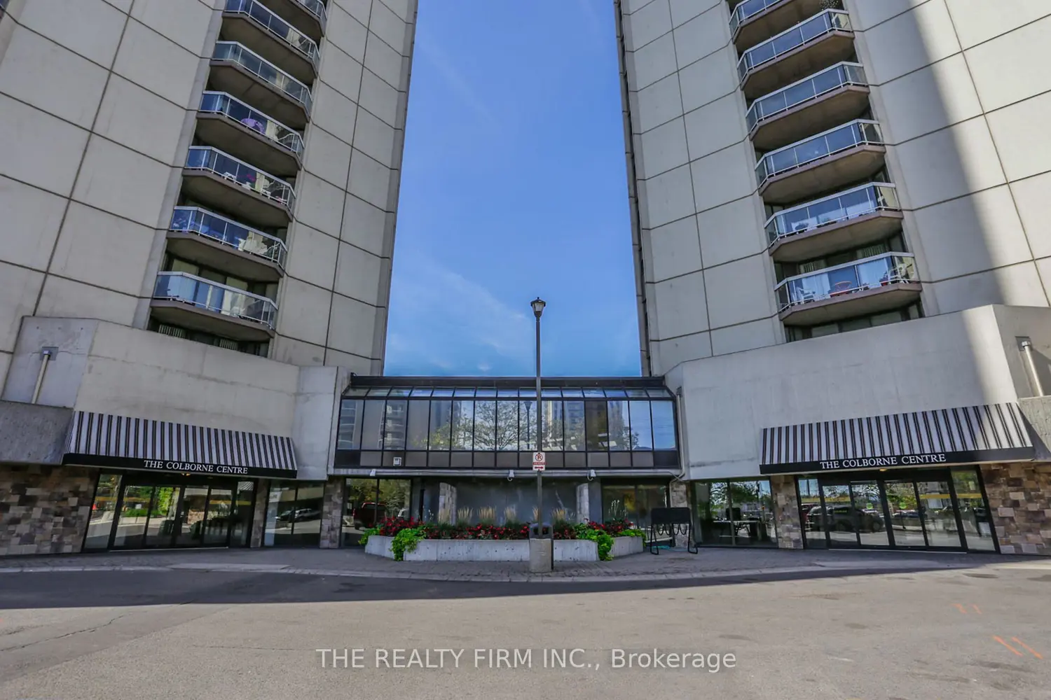 363 Colborne Street 905