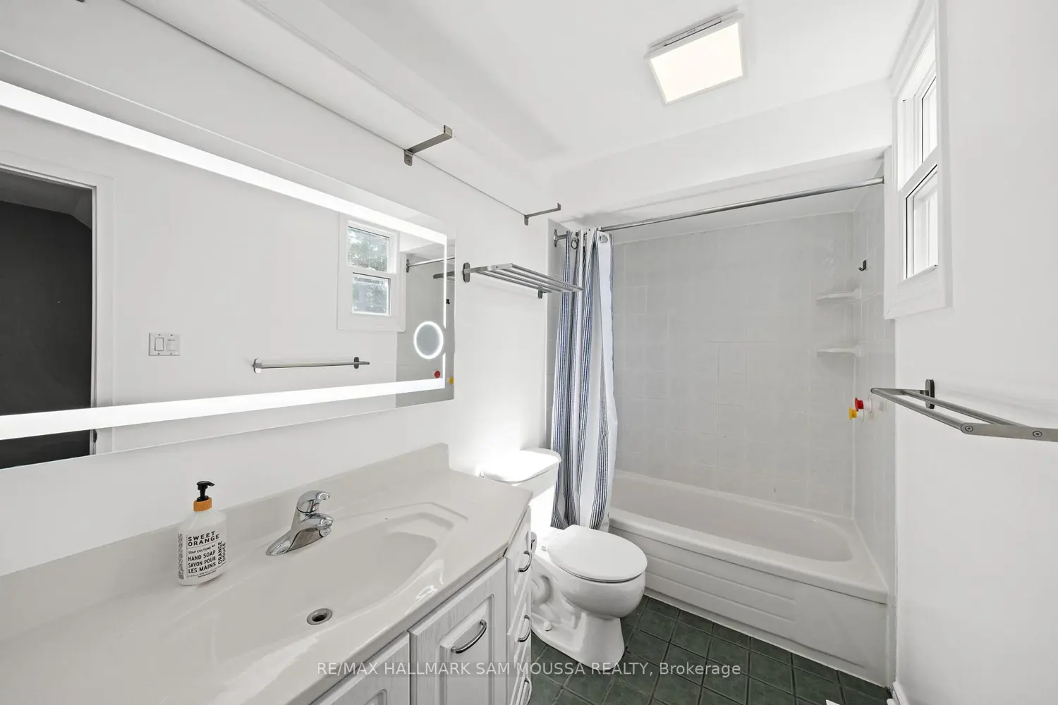 Additional image 10 of 2750 Consul Avenue