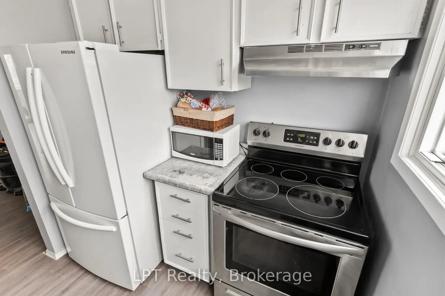 Additional image 5 of 4 Tiffany Place