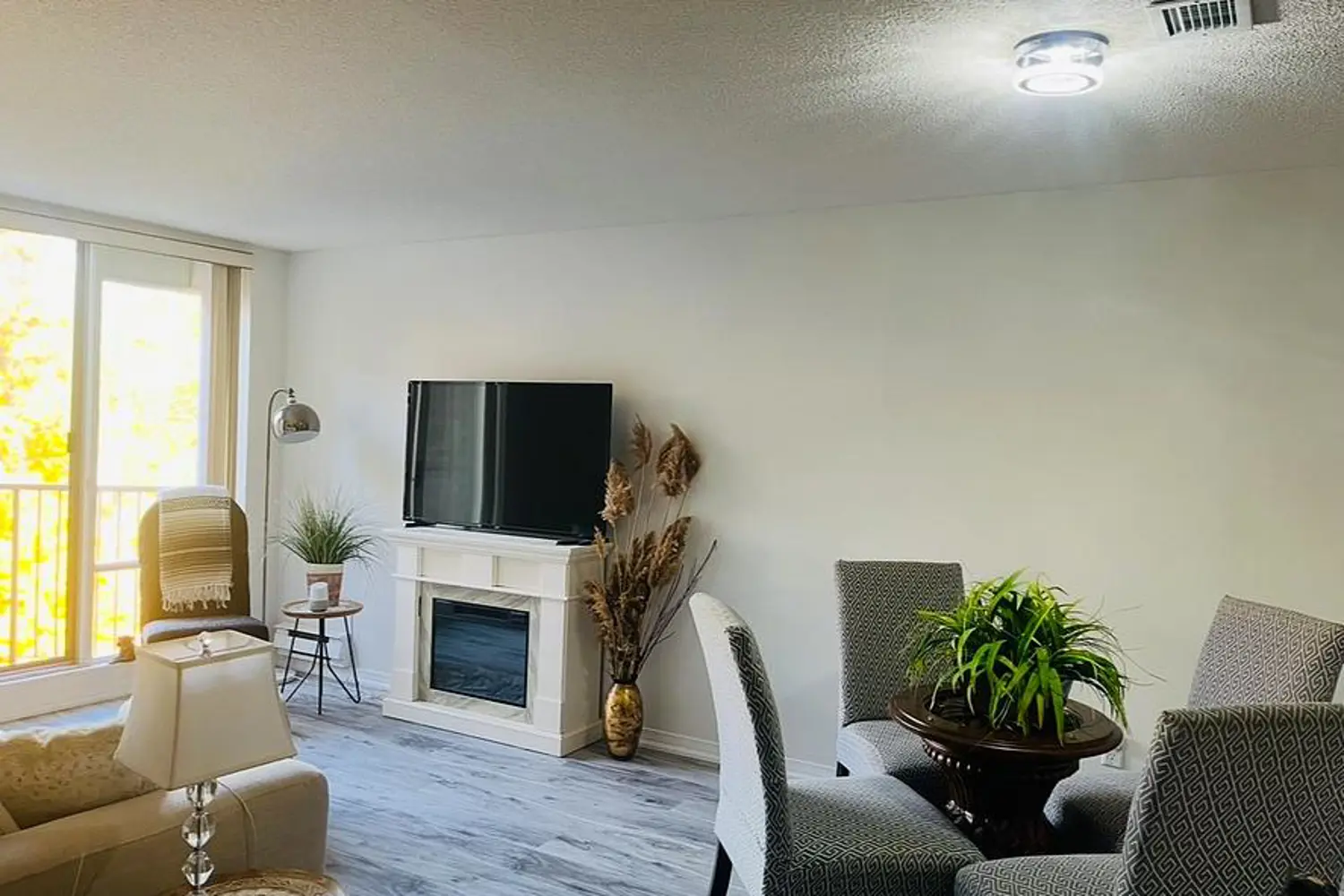 Additional image 6 of 8111 Forest Glen Drive 504