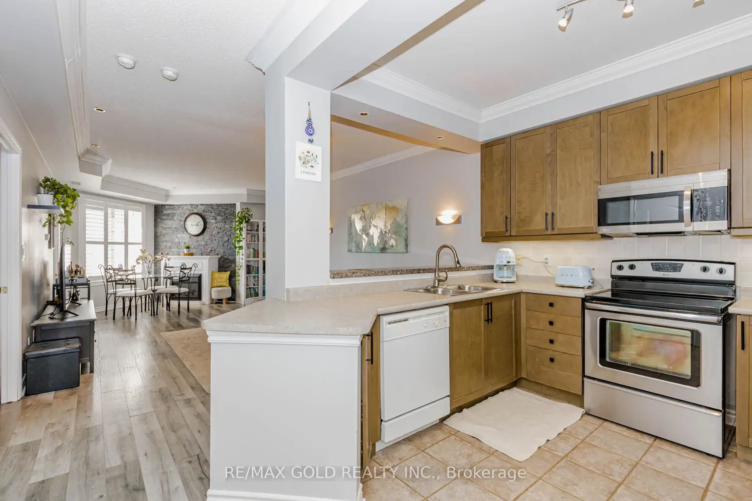 Additional image 4 of 3351 Cawthra Road 223