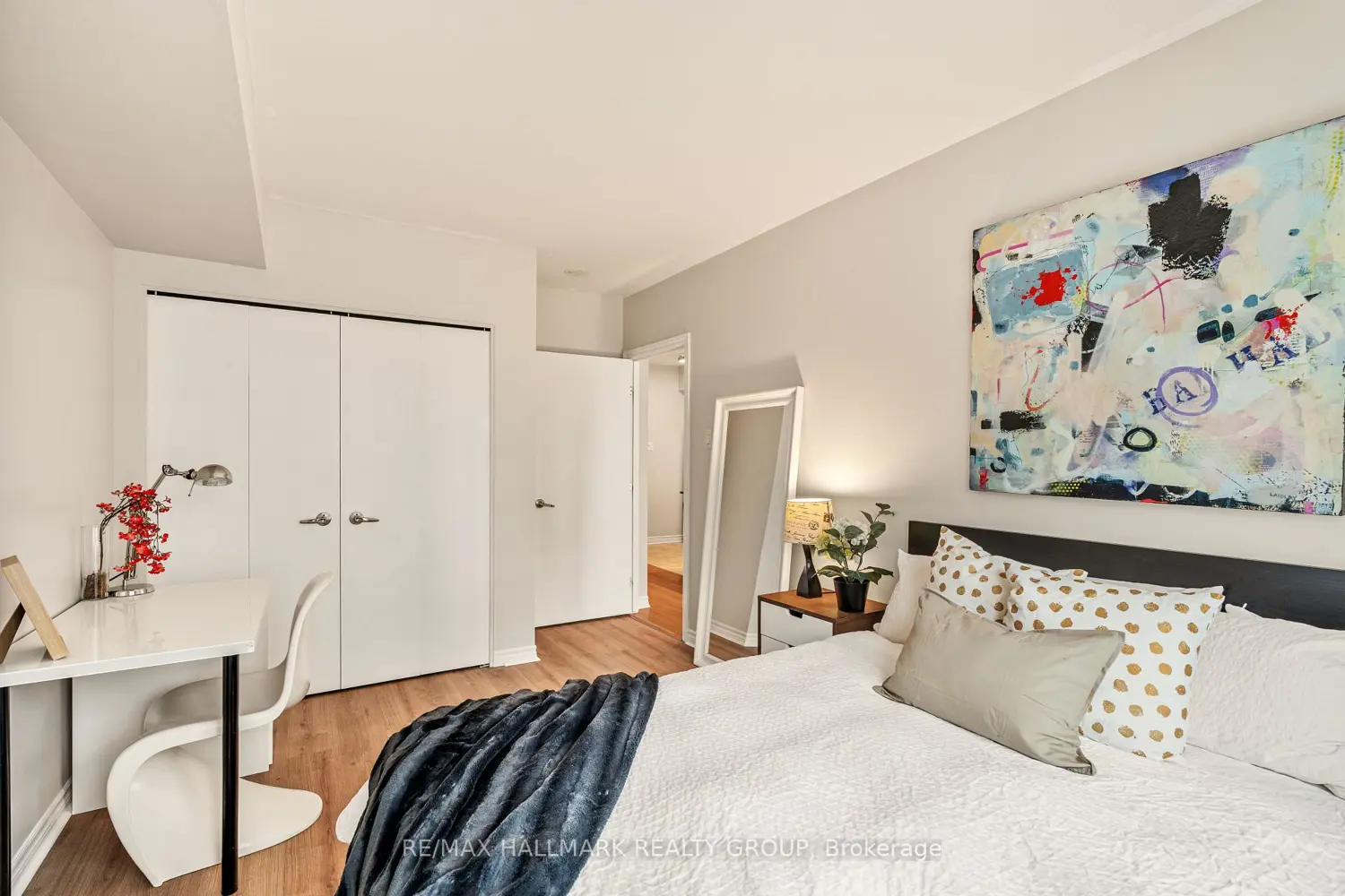 Additional image 15 of 445 Laurier Avenue 2103