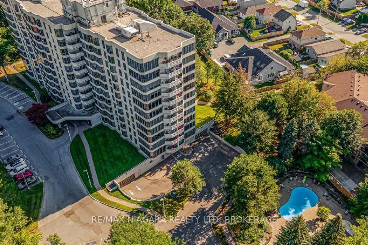 81 Scott Street 601