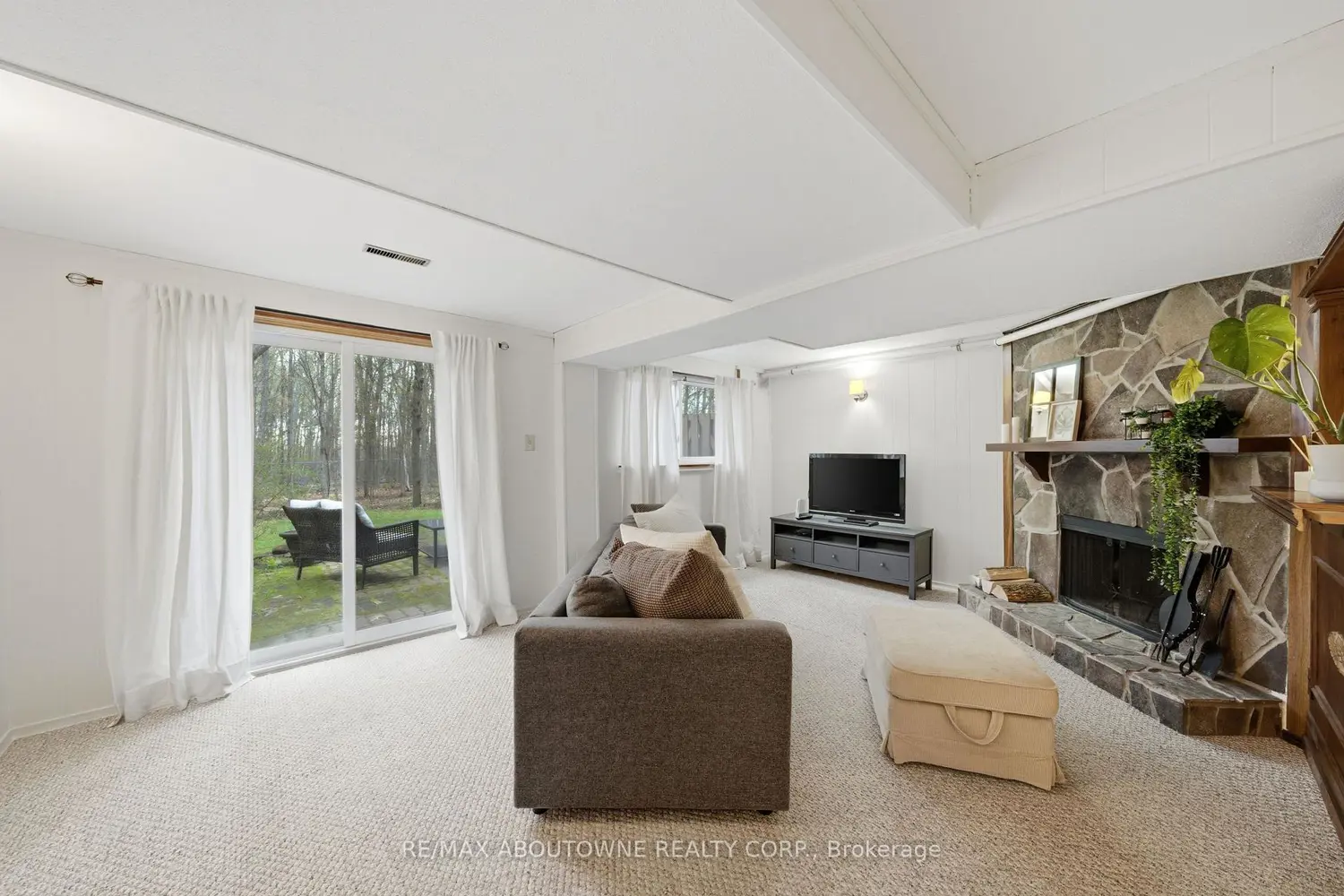 Additional image 11 of 2301 Cavendish Drive 49