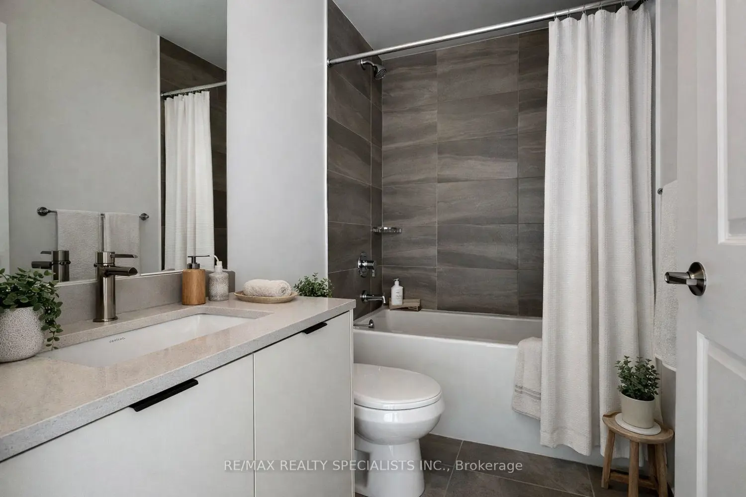 Additional image 7 of 202 Burnhamthorpe Road 302