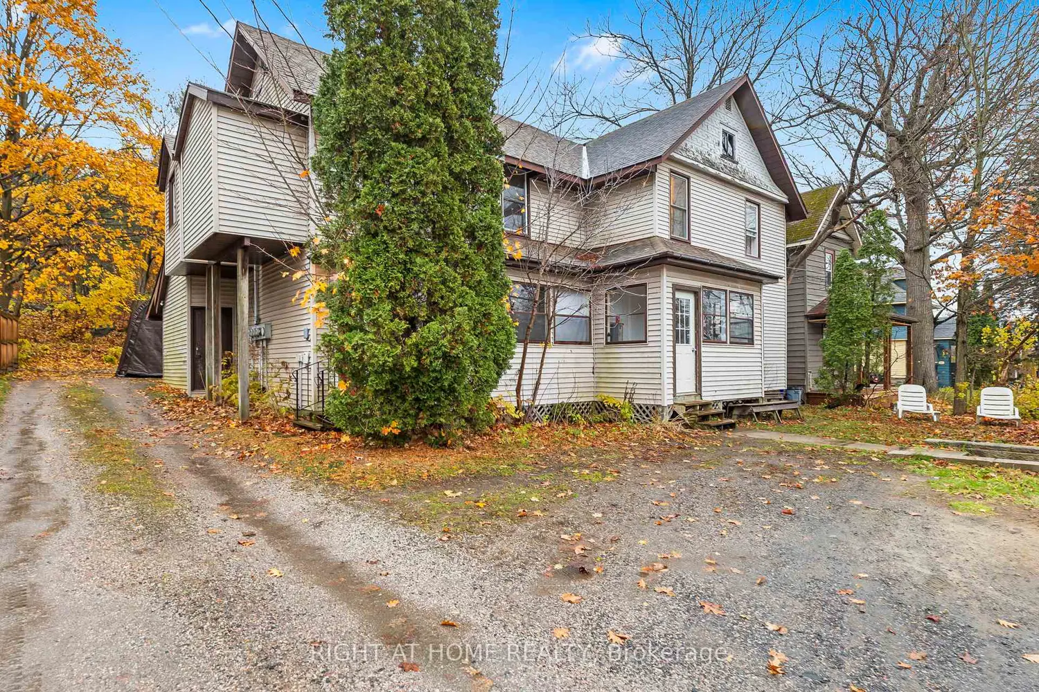 105 Gibson Street