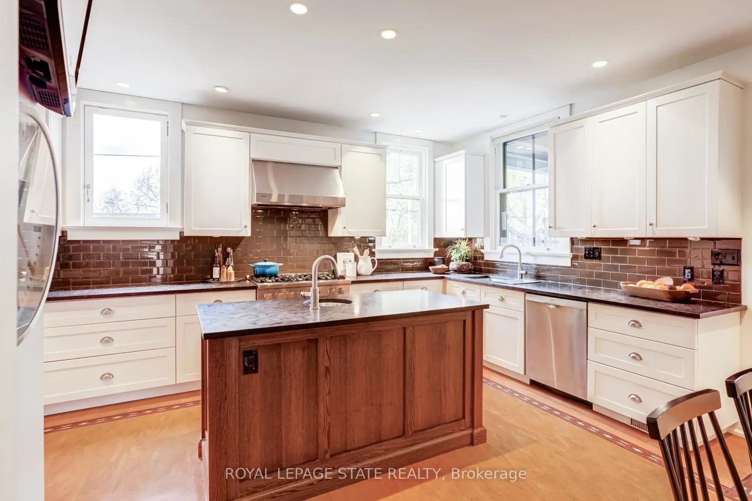 Additional image 9 of 5 Undercliffe Avenue